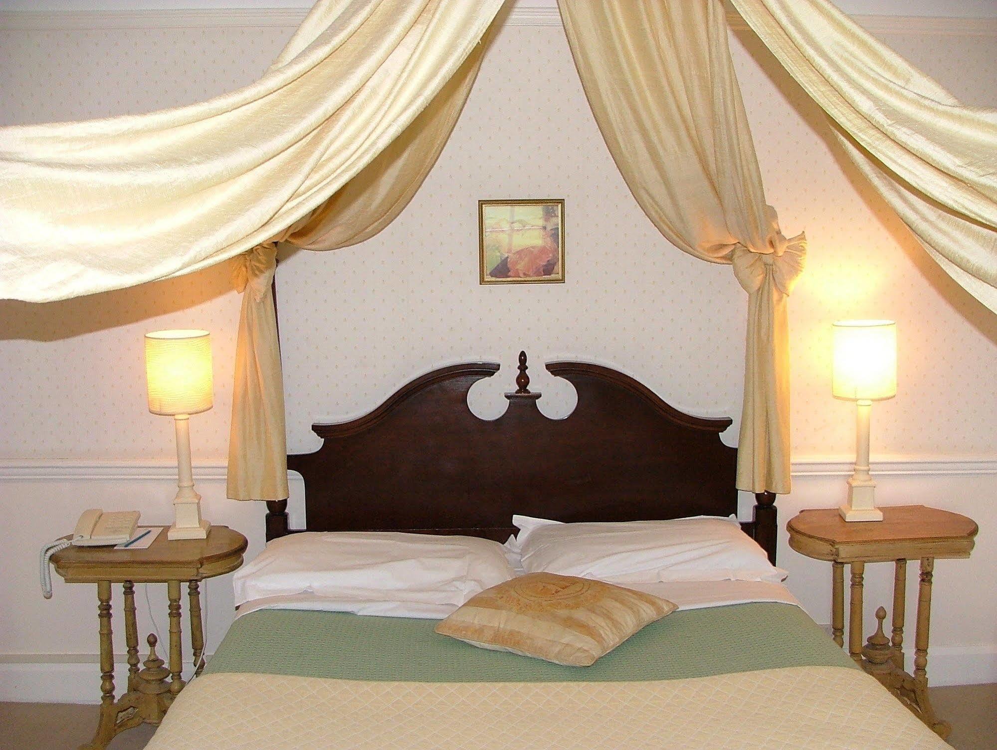 Esseborne Manor Hotel Hurstbourne Tarrant Ngoại thất bức ảnh